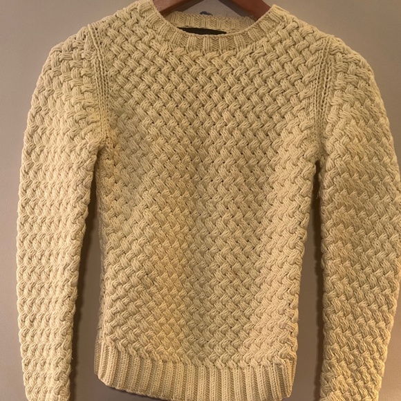 Express Women’s Bulky-Knit Yellow Sweater - Size S - Picture 4 of 9